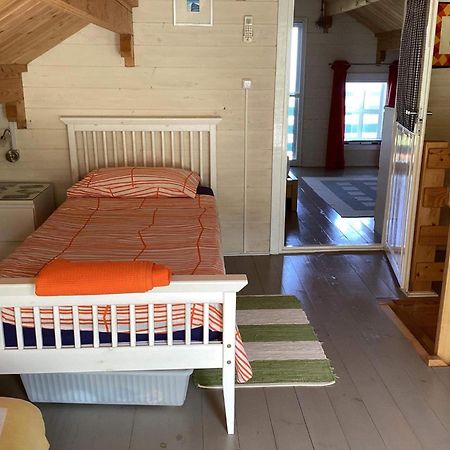 The Cabin, Kyparissia Luaran gambar