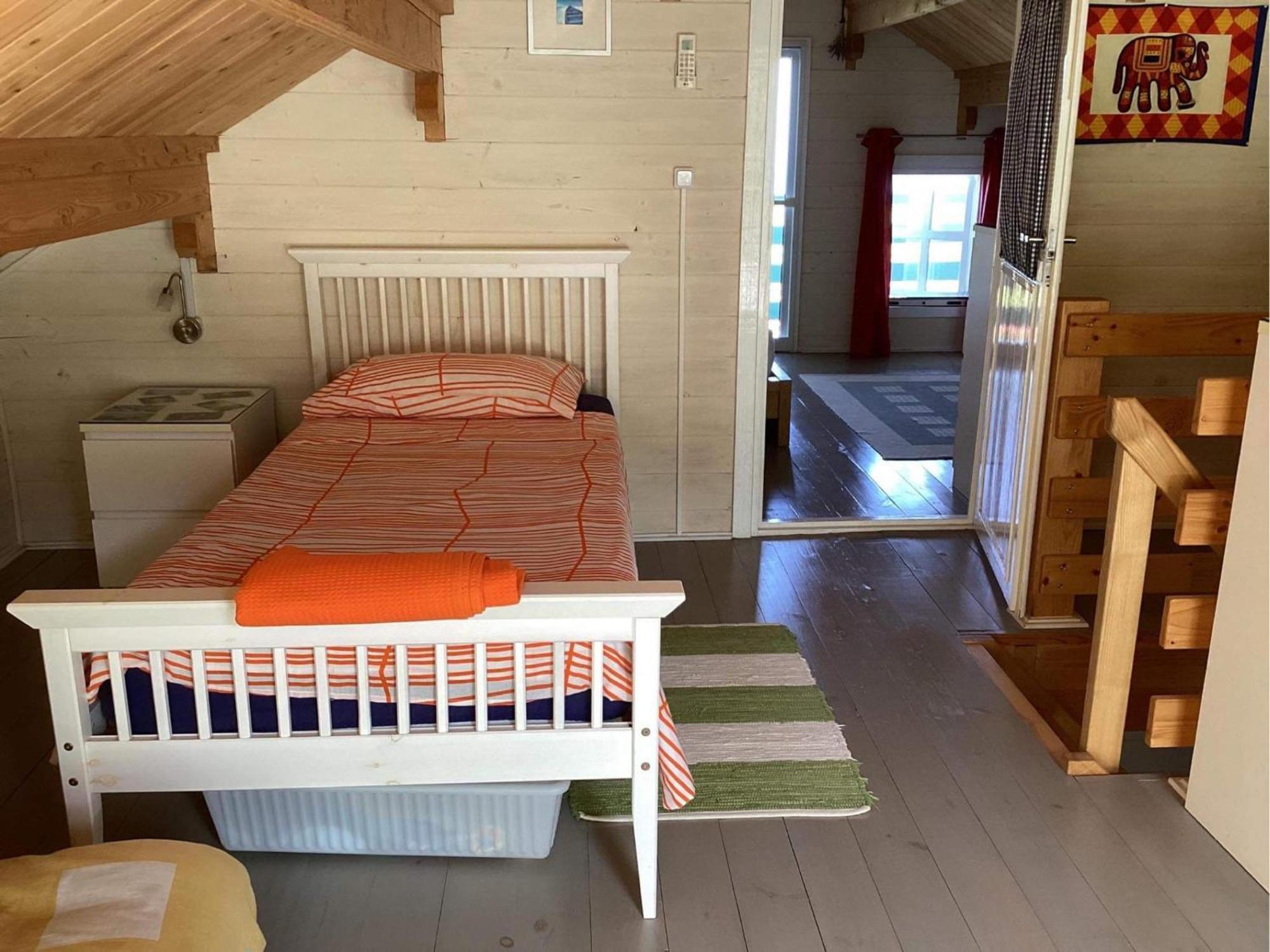 The Cabin, Kyparissia Luaran gambar
